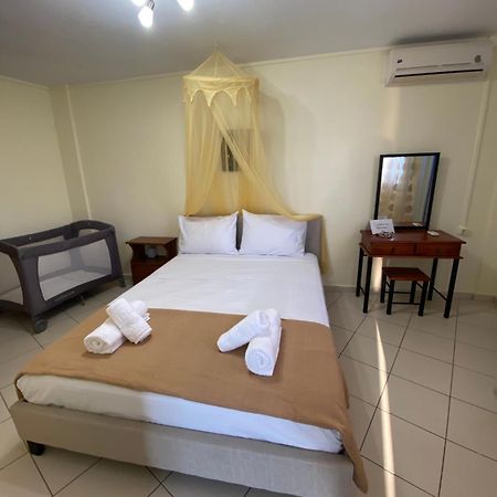 Althea Apartment Maroulás Buitenkant foto