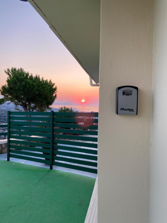 Althea Apartment Maroulás Buitenkant foto