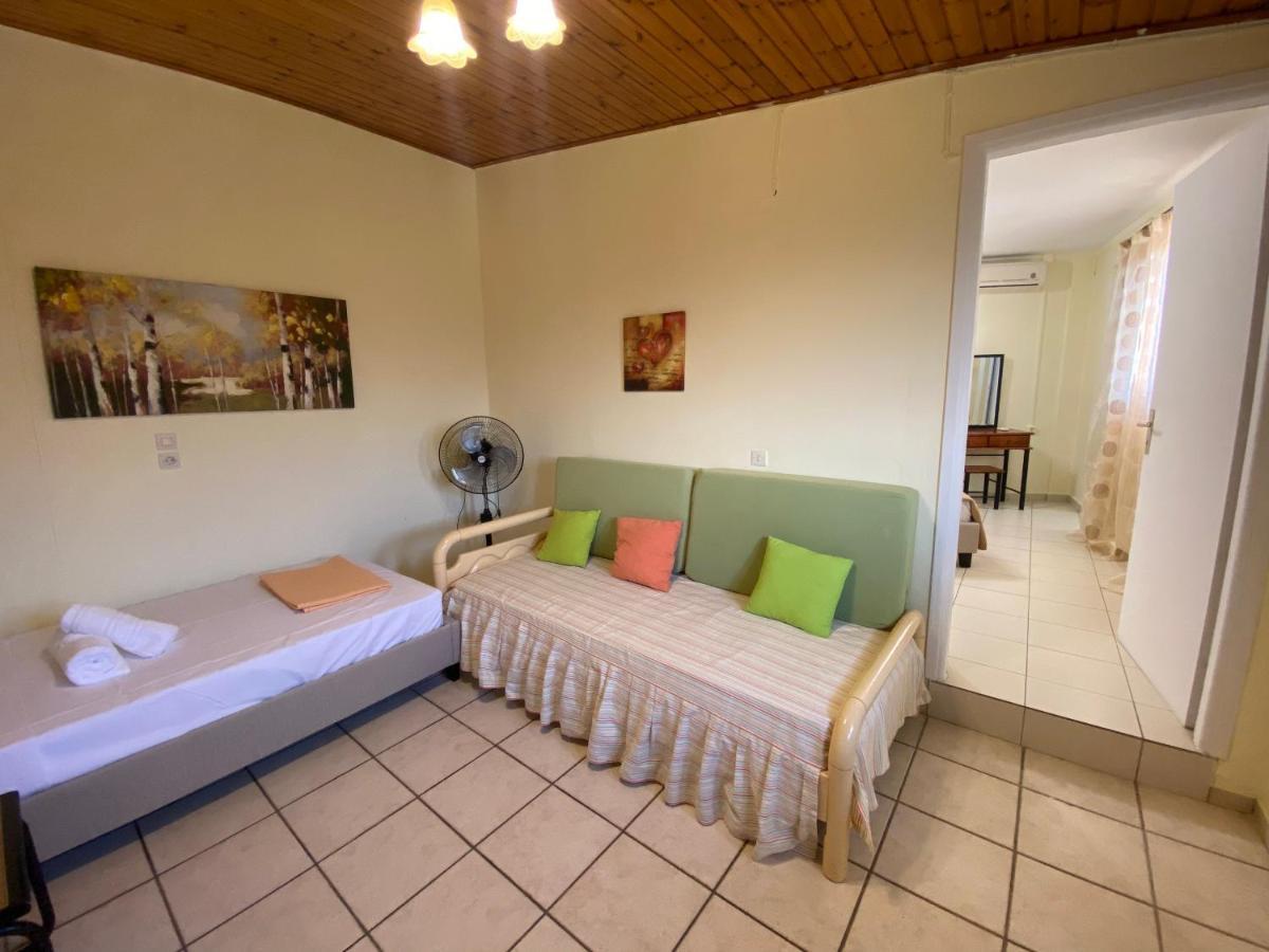 Althea Apartment Maroulás Buitenkant foto