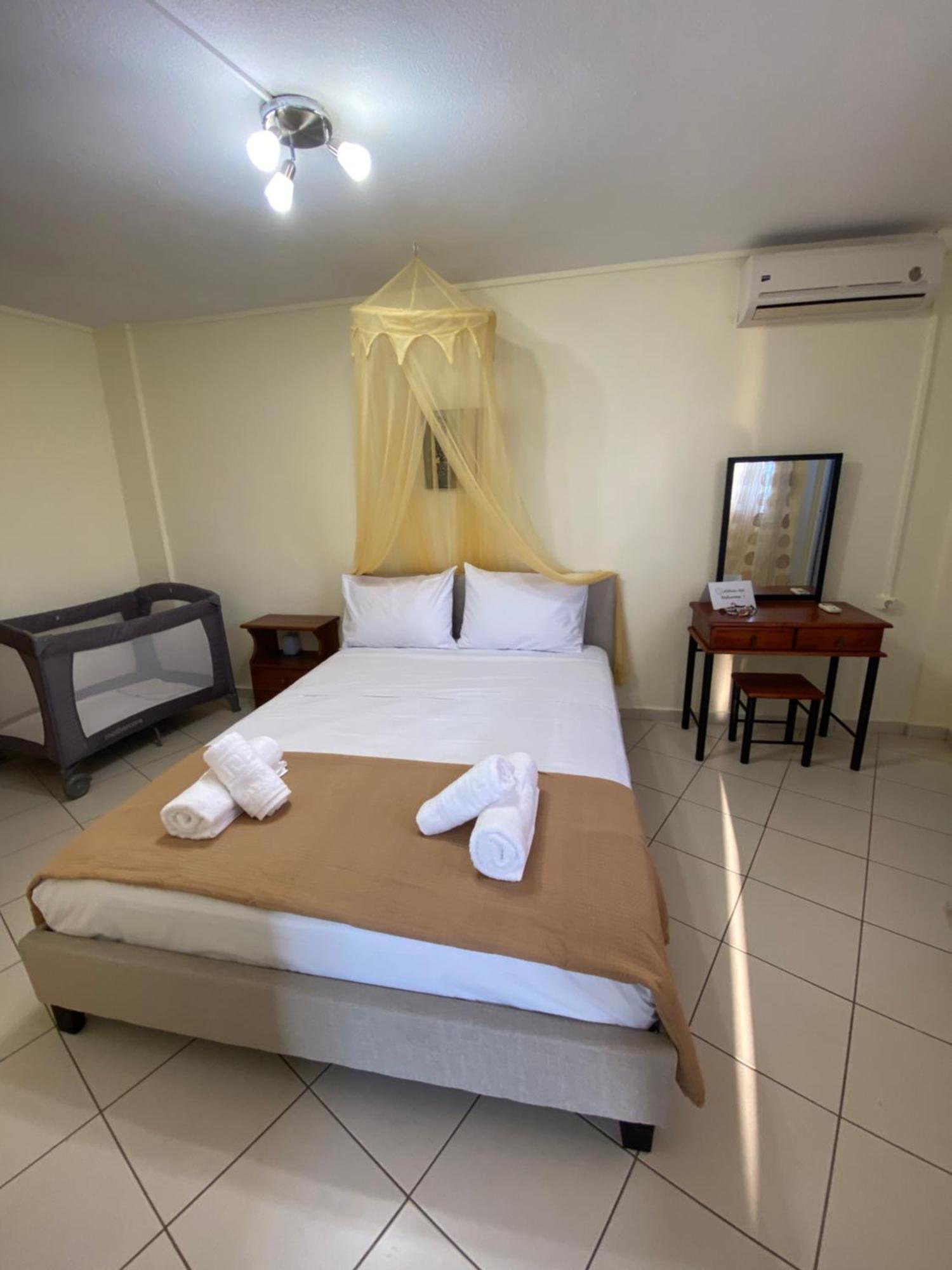 Althea Apartment Maroulás Buitenkant foto