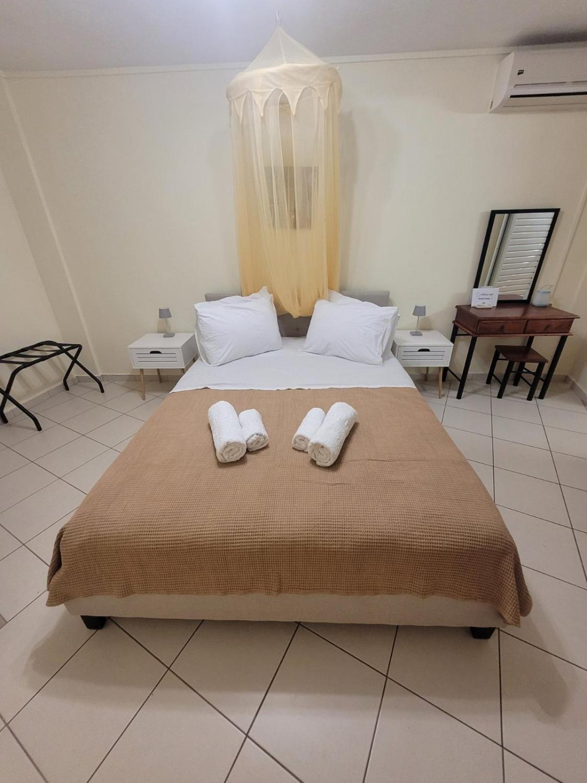 Althea Apartment Maroulás Buitenkant foto